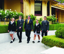 college-tours-stl-principal-and-captains-767x652.gif